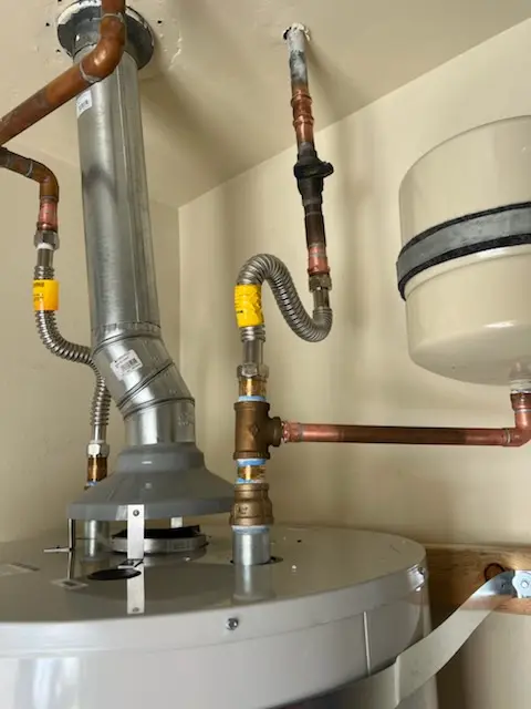 Water heater installation and plumbing repair in River Bridge